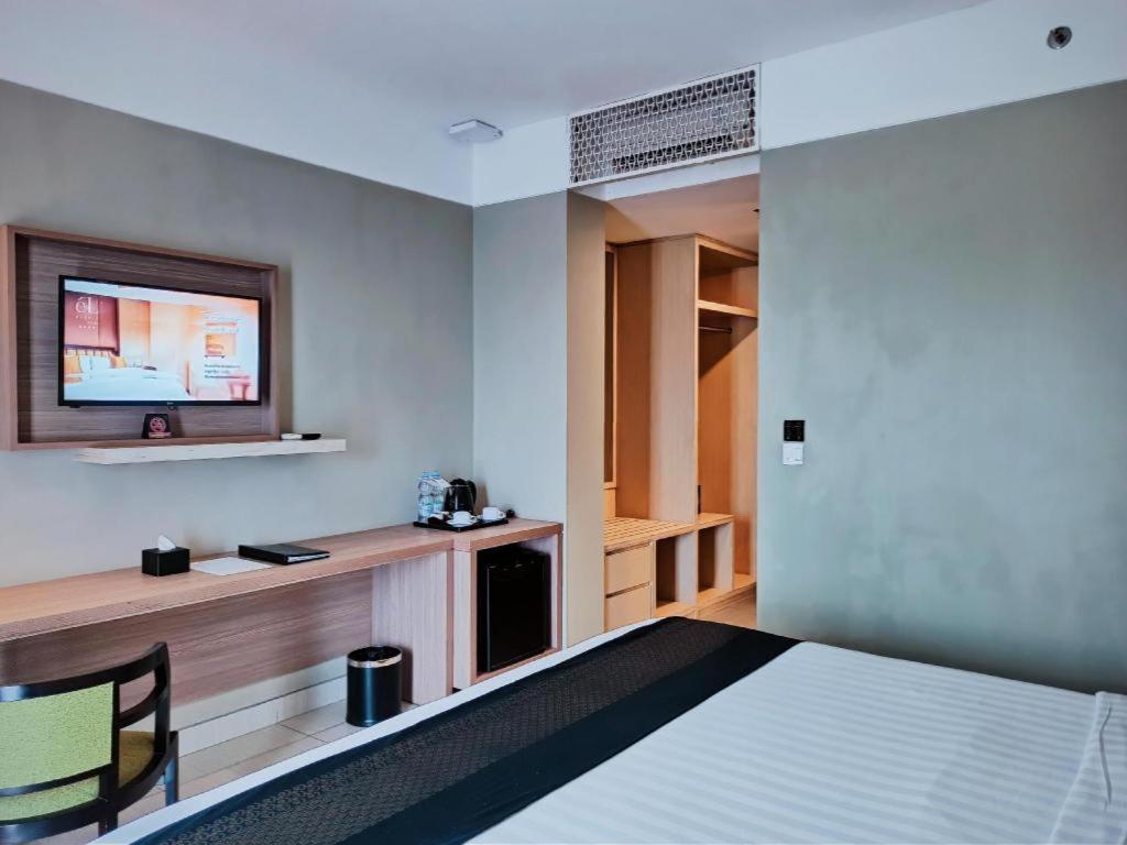 El Hotel Banyuwangi Banyuwangi  Luaran gambar